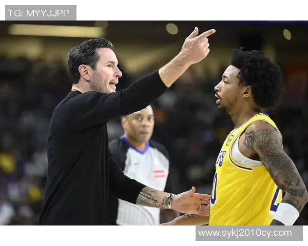 洛杉矶湖人队豪取五连胜稳居西部第二，展现强劲争冠势头